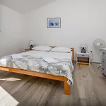 Sanda Apartment *