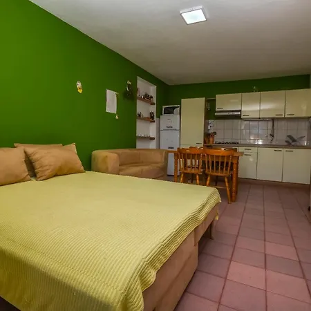 Appartamento Sanda Ražanj